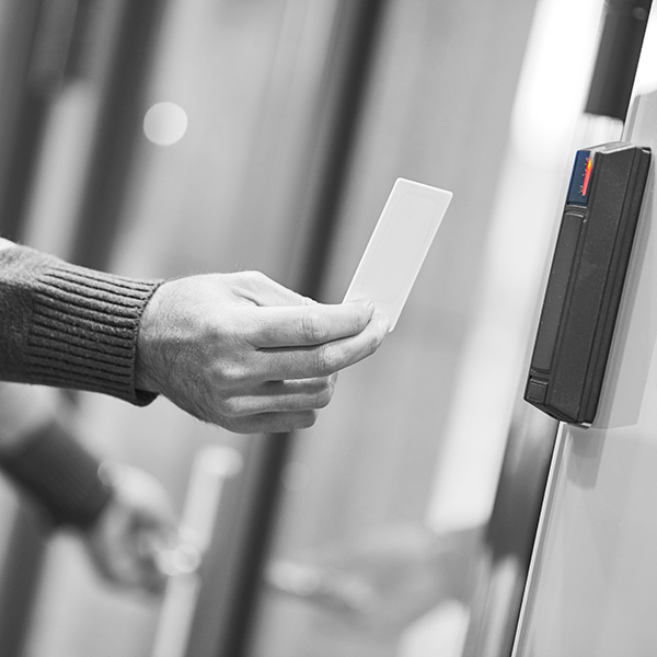 Lyklalaust-adgengi-dyrasimar-sch