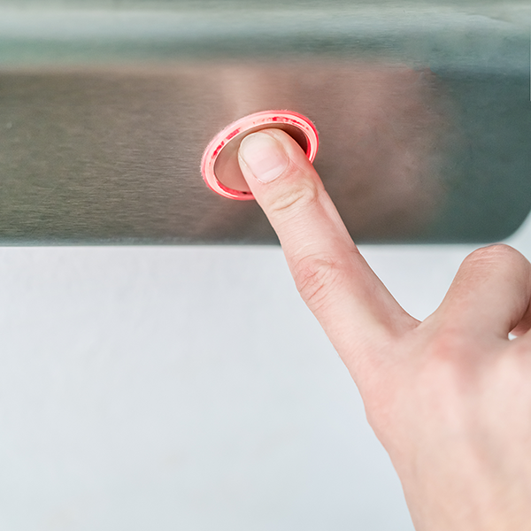 Neyðarhnappur árásarhnappur fyrir fjármálafyrirtæki