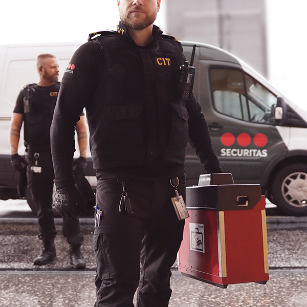 Verðmætaflutningar Securitas sérþjálfaðir öryggisverðir og sérhæfður búnaður